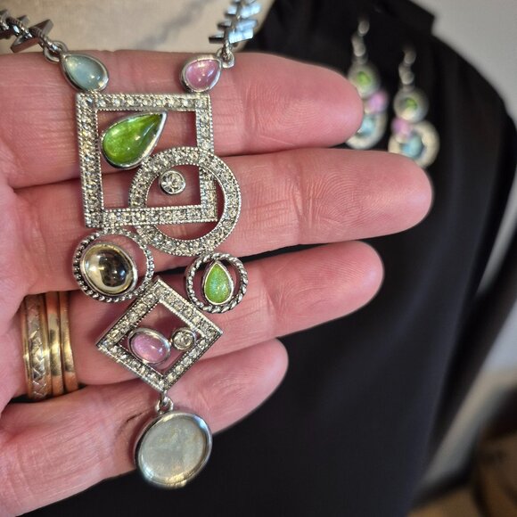 Vintage Butler Geometric Coloured Gemstone Necklace and Earrings Set Signed - Picture 6 of 15